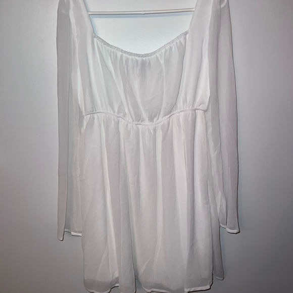 Dress - Picture 2 of 6